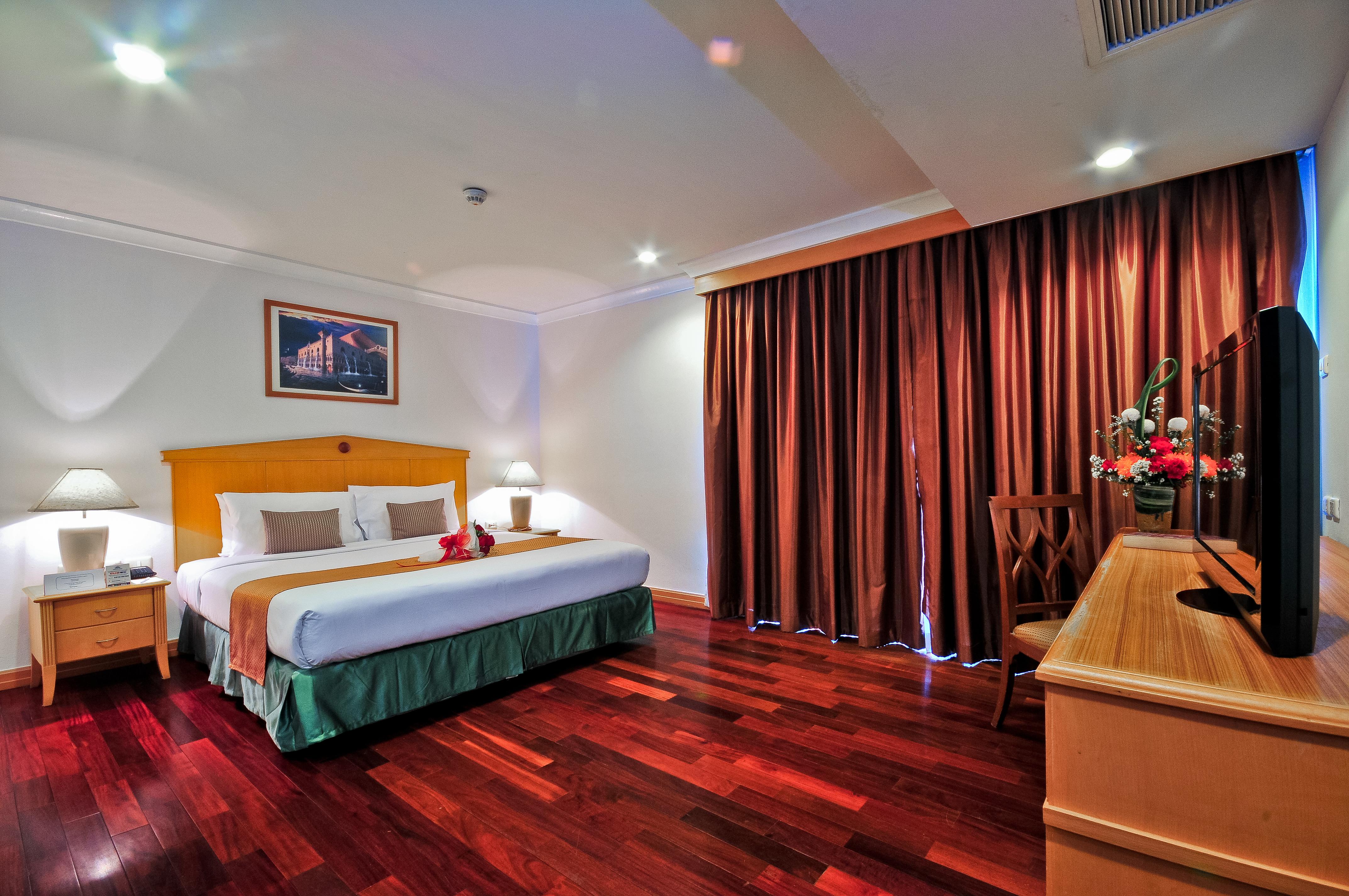 Admiral Suites Банкок Стая снимка