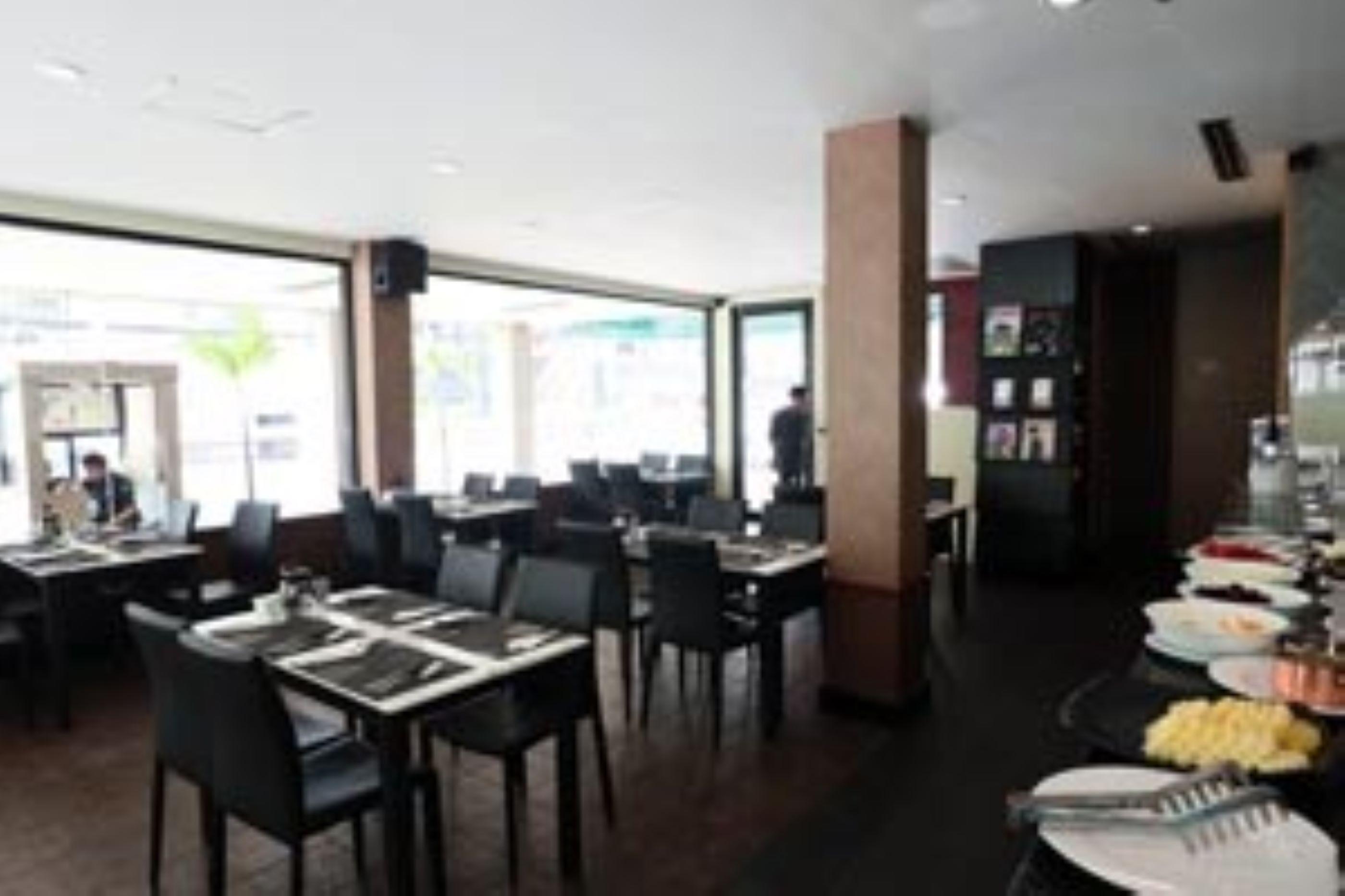 Admiral Suites Банкок Екстериор снимка