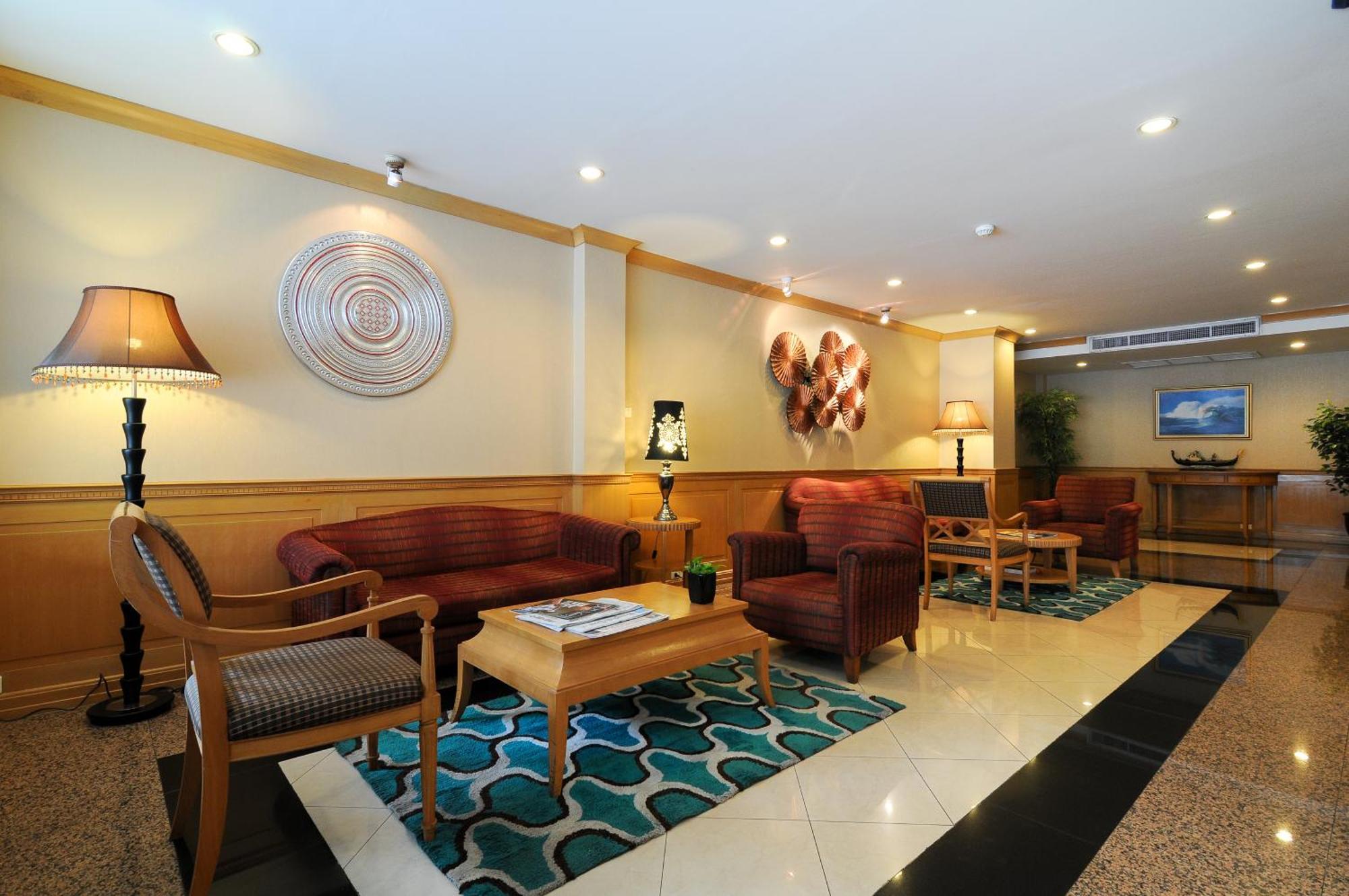 Admiral Suites Банкок Интериор снимка