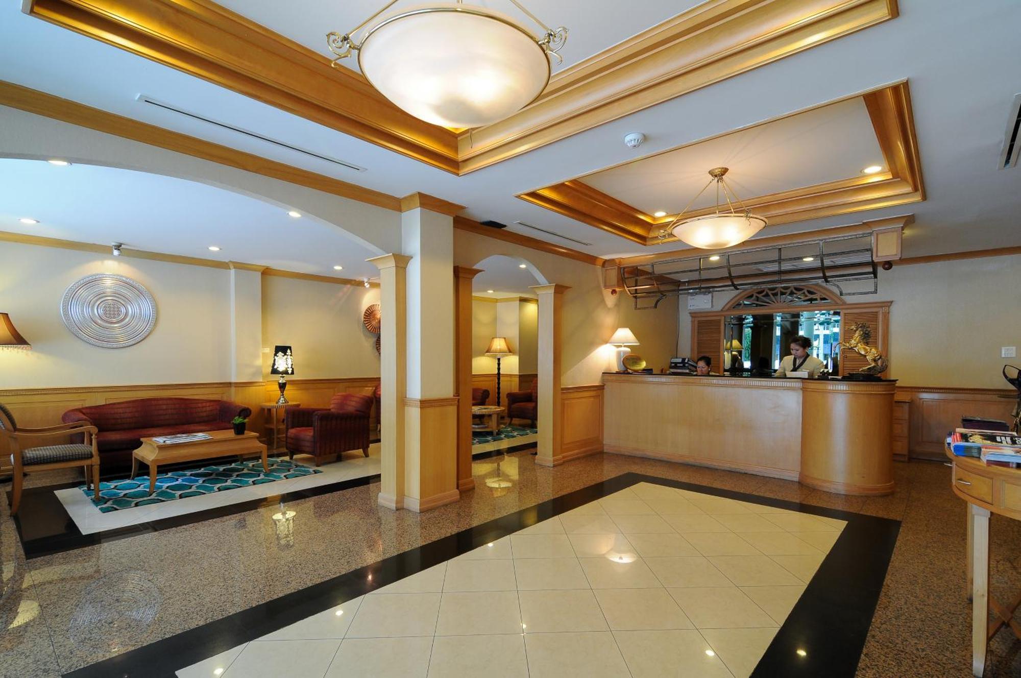 Admiral Suites Банкок Интериор снимка