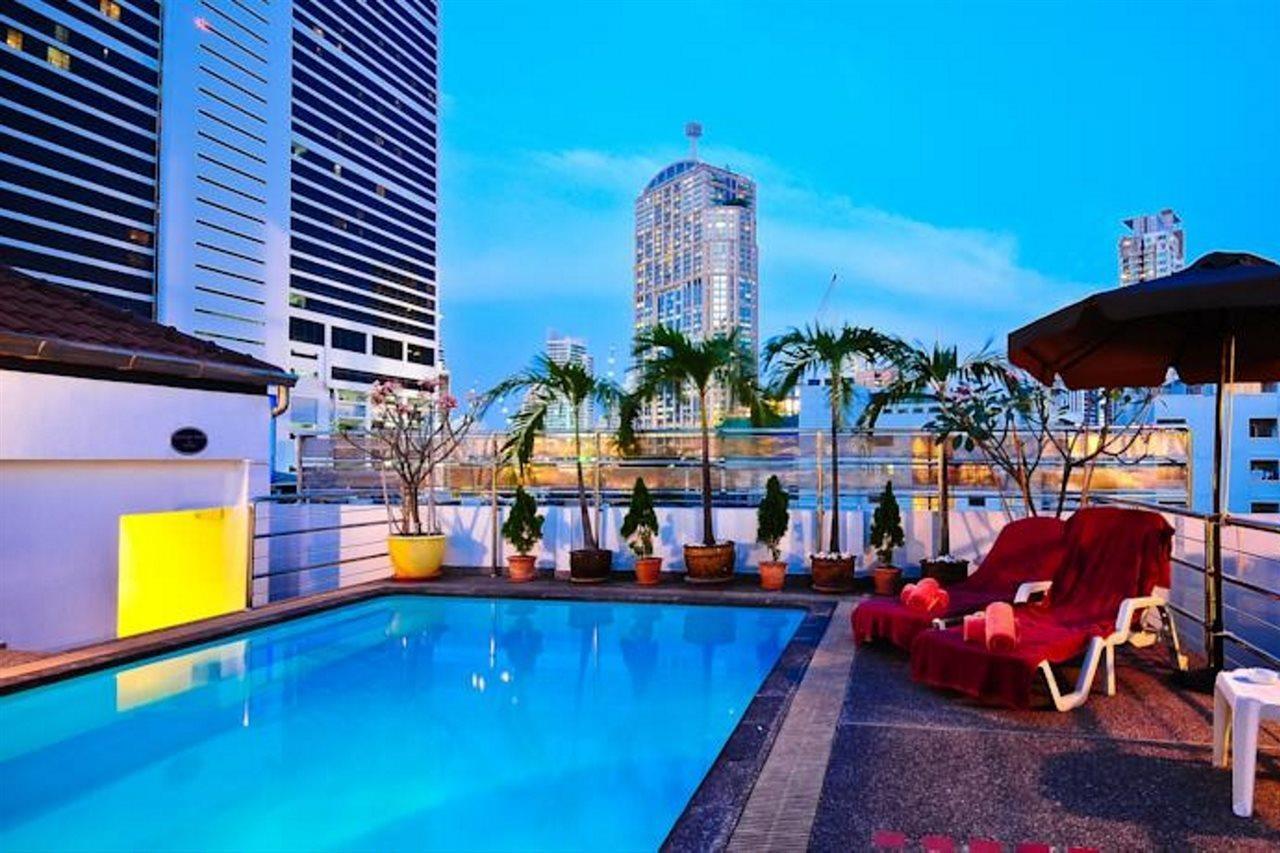 Admiral Suites Банкок Екстериор снимка
